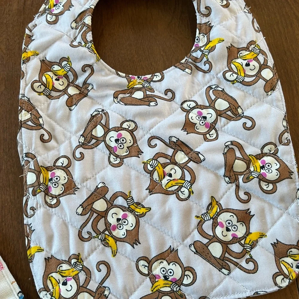 Cute Animal Print Quilted Baby Bibs - Multicolor